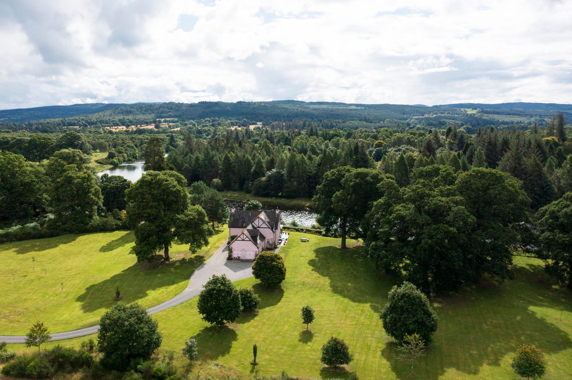 River Beauly Lodge